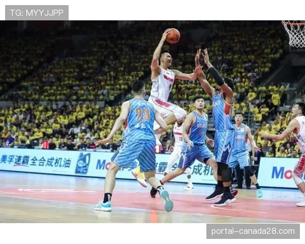 【2026年4月CBA联赛区域防守与盯人混用趋势·季后赛·前瞻·动态赛前训练开放,广州龙狮重点演练应对辽宁队全场紧逼的破防战术